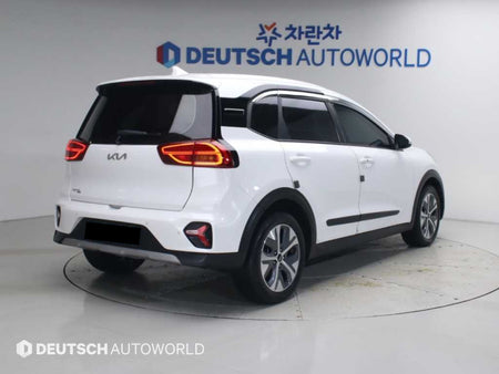 Kia Niro — photo 02