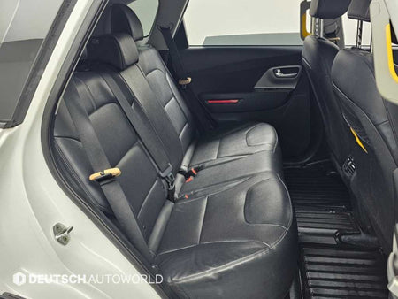 Kia Niro — photo 12