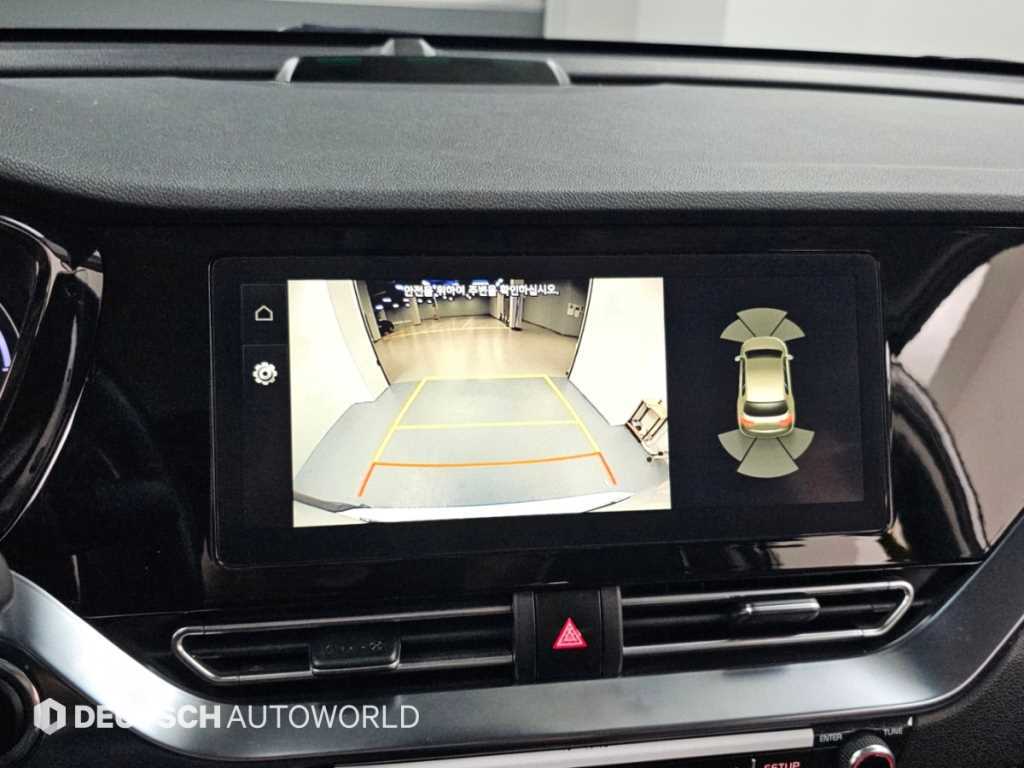 Kia Niro — photo 15