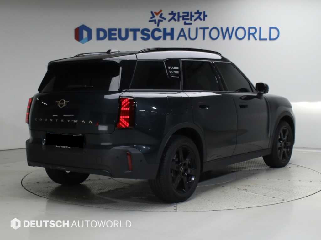 Mini Countryman — photo 02