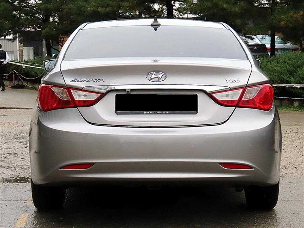 Hyundai Sonata — photo 04