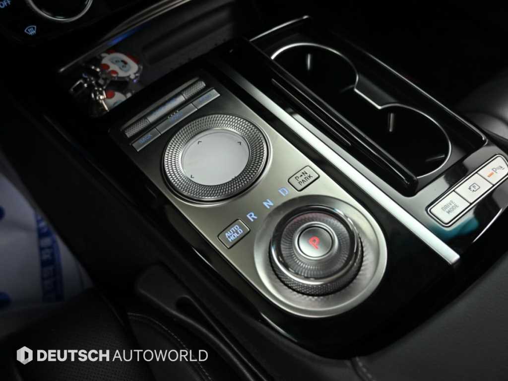 Genesis G80 — photo 10