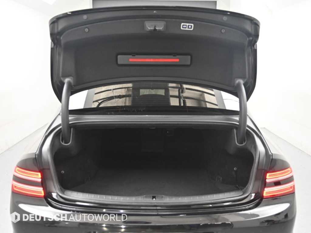 Genesis G80 — photo 20