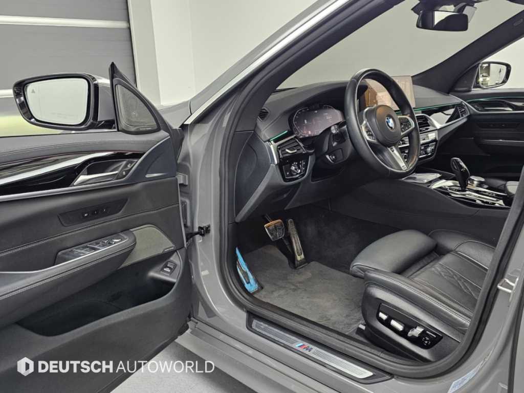 BMW Gran Turismo — photo 11