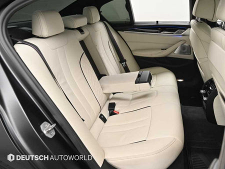 BMW 5-Series — photo 10