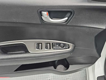 Kia K5 — photo 15