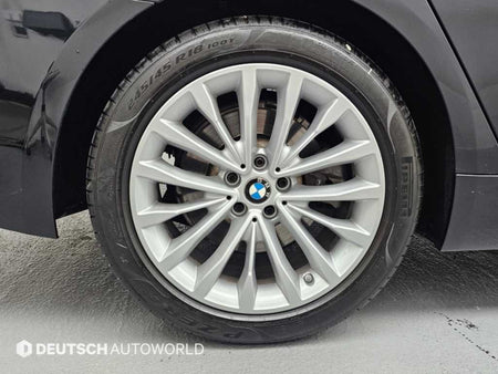 BMW 5-Series — photo 05