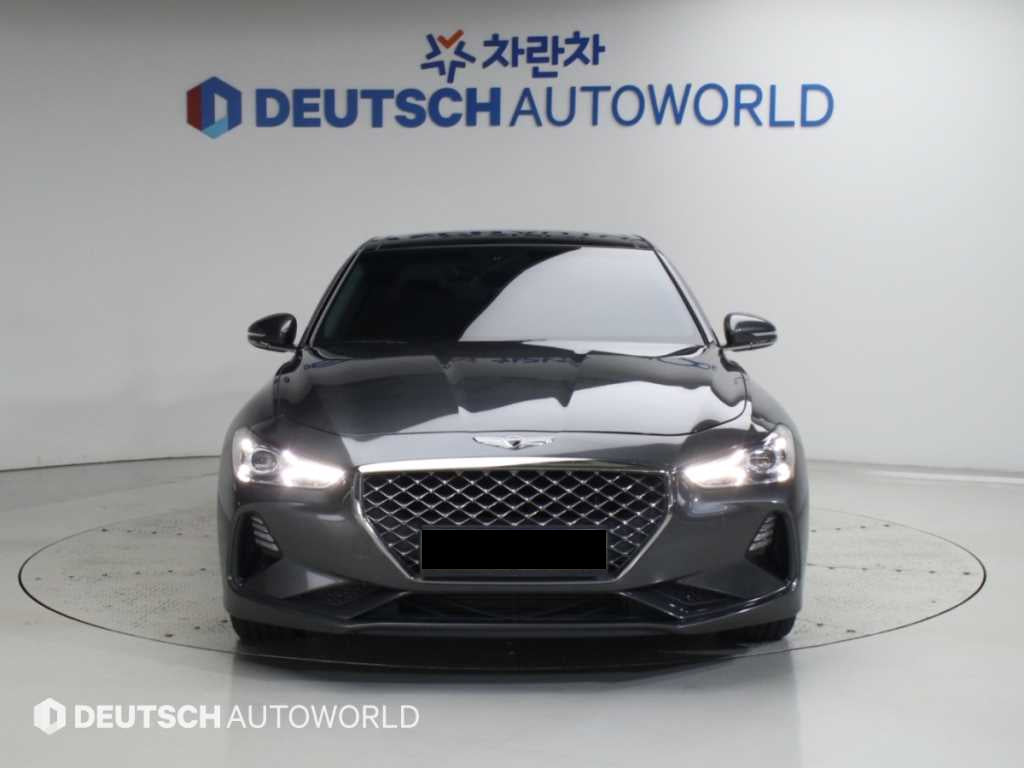Genesis G70 — photo 03
