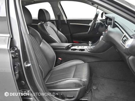 Genesis G70 — photo 09