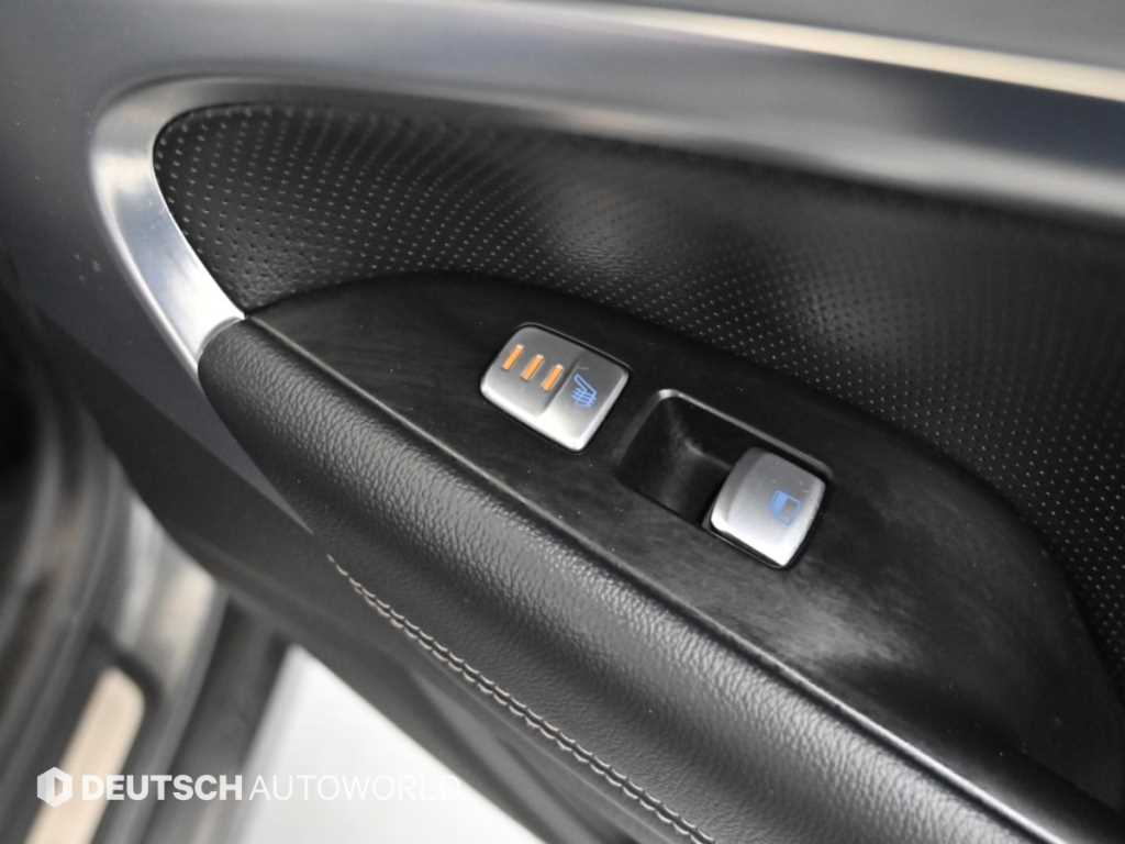 Genesis G70 — photo 15