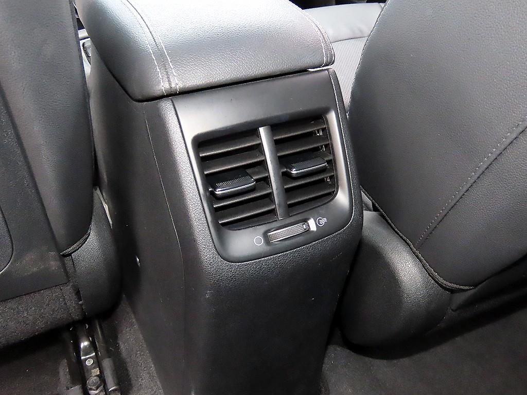 Kia Niro — photo 16