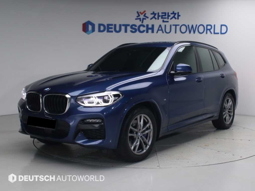 BMW X3 — photo 01