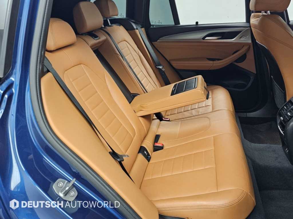 BMW X3 — photo 12