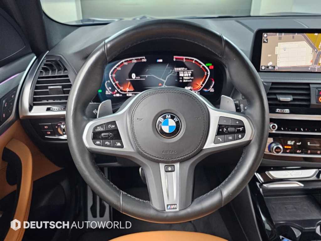 BMW X3 — photo 13