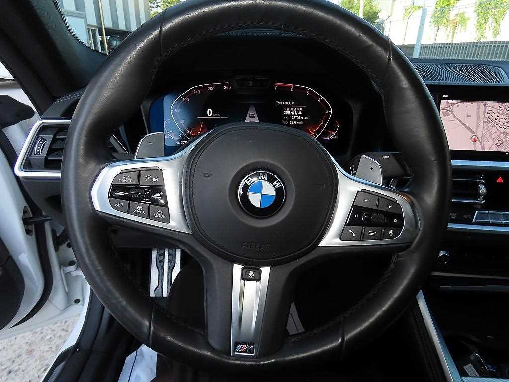 BMW 4-Series — photo 08