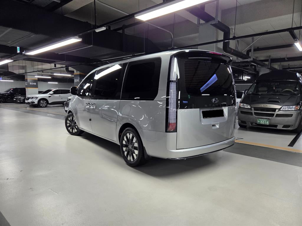 Hyundai Staria — photo 04