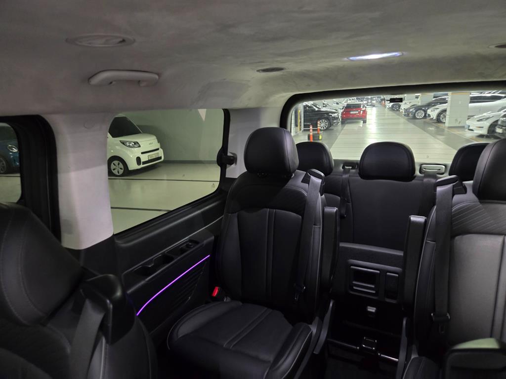 Hyundai Staria — photo 14