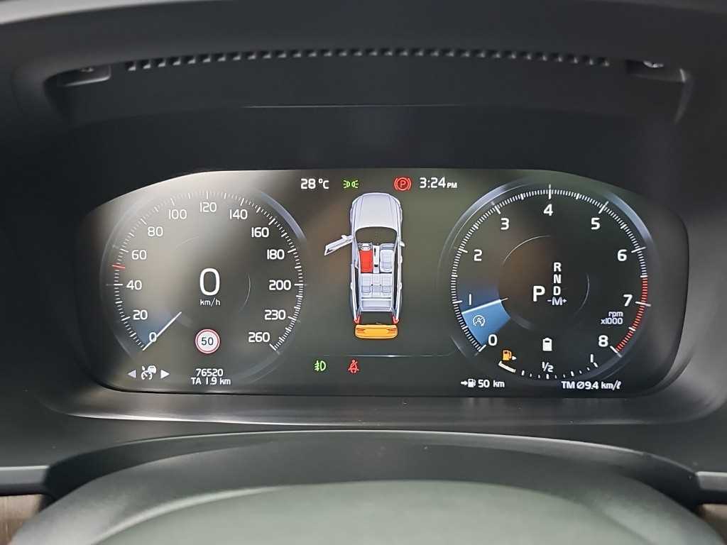 Volvo V90 — photo 06