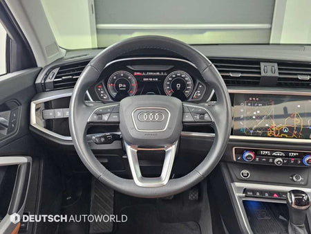 Audi Q3 — photo 13