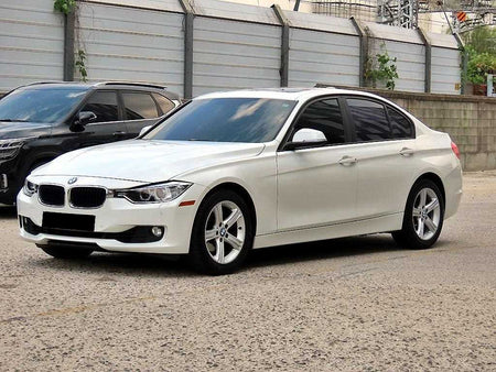 BMW 3-Series — photo 02