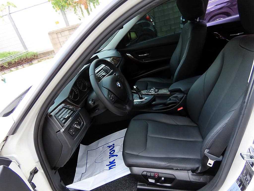 BMW 3-Series — photo 05