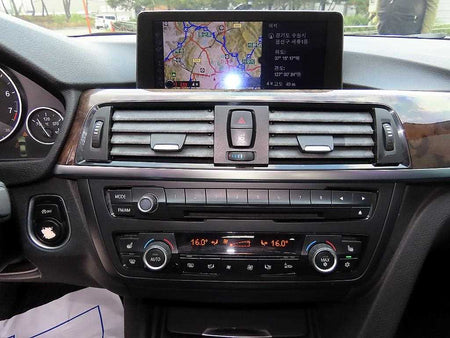 BMW 3-Series — photo 12