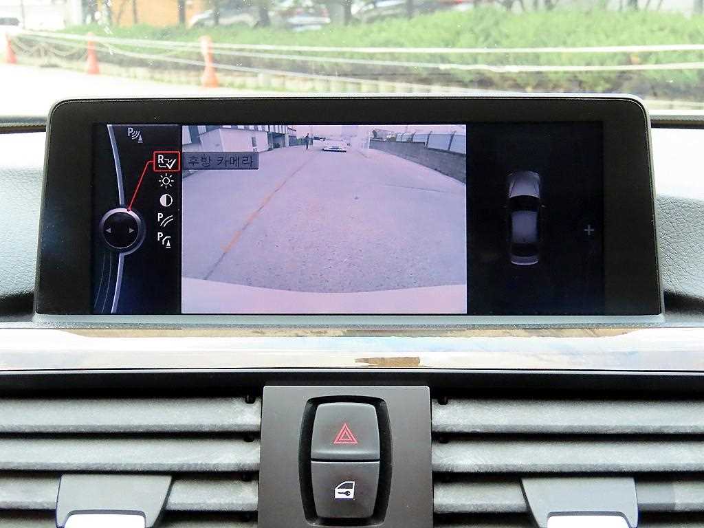 BMW 3-Series — photo 15