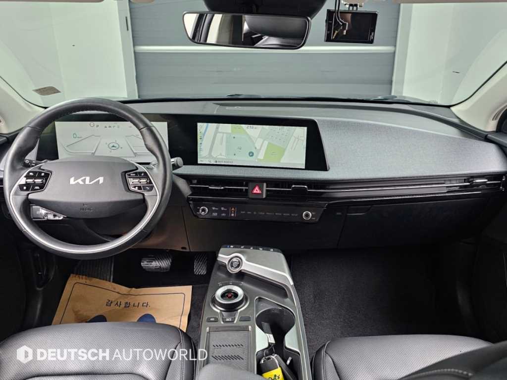Kia EV6 — photo 07