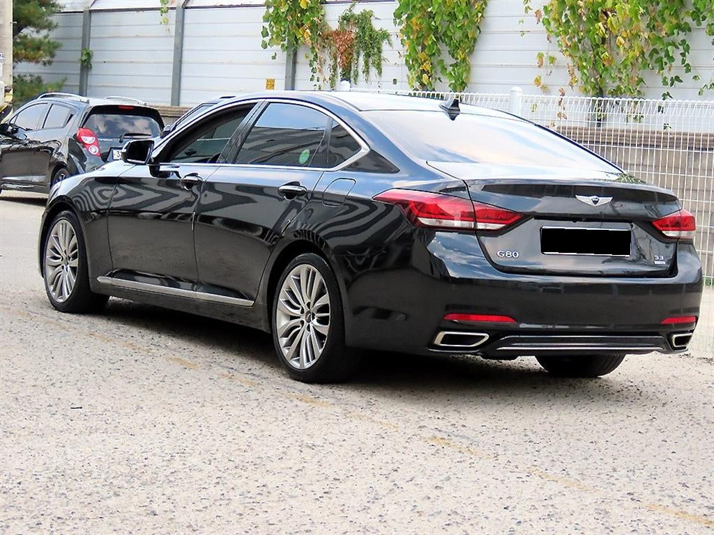 Genesis G80 — photo 03