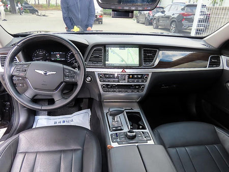 Genesis G80 — photo 07