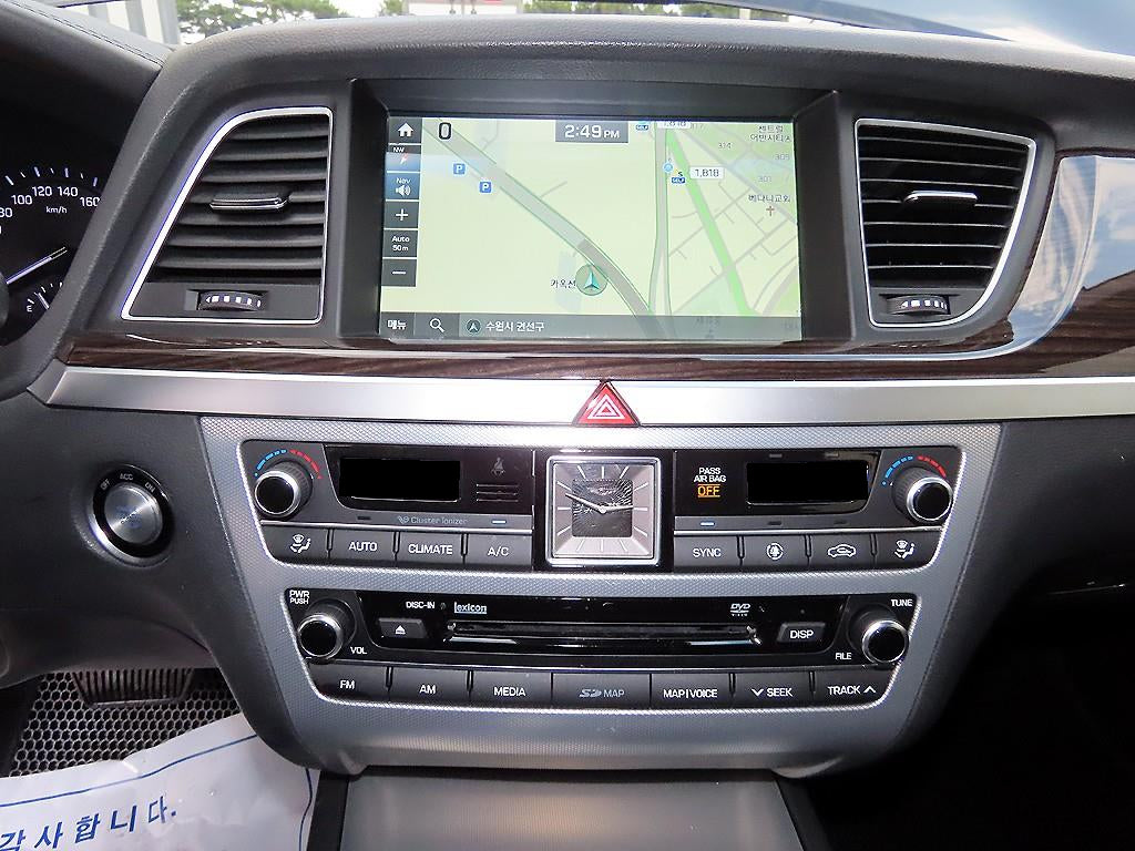 Genesis G80 — photo 14