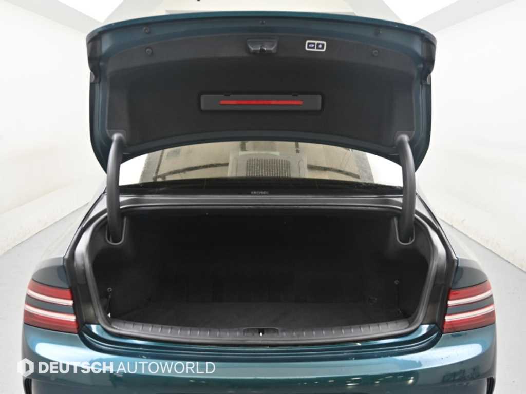 Genesis G80 — photo 19