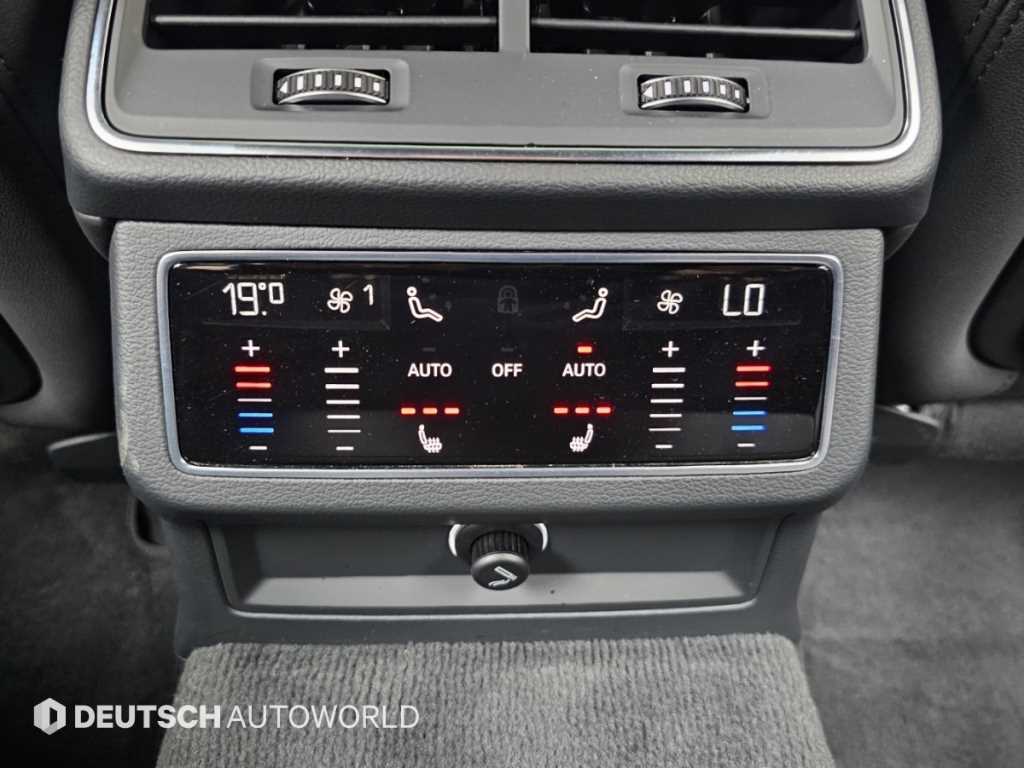 Audi A6 — photo 16