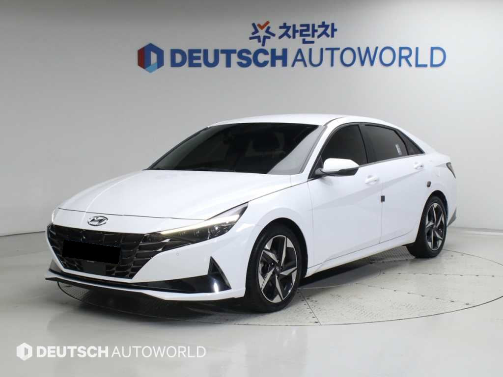 Hyundai Avante — photo 01