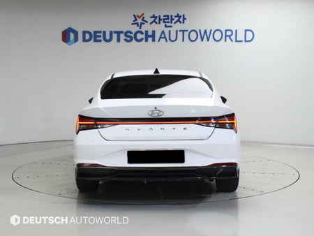 Hyundai Avante — photo 04