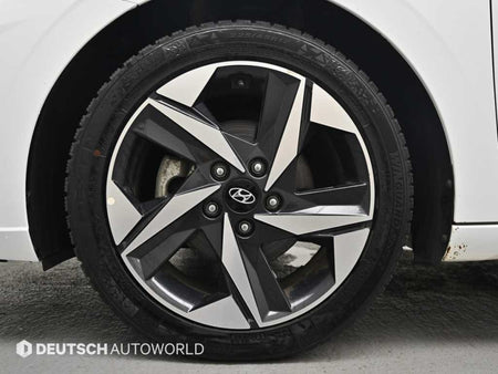 Hyundai Avante — photo 05