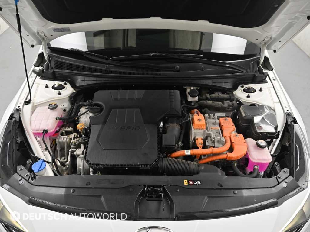Hyundai Avante — photo 06