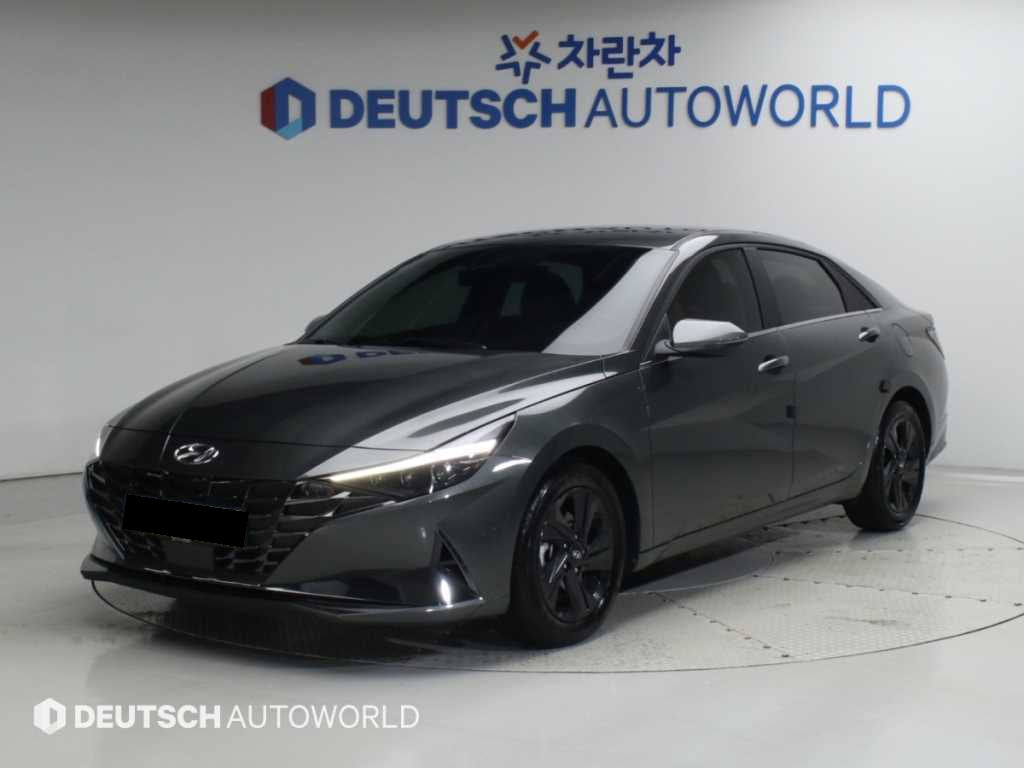 Hyundai Avante — photo 01