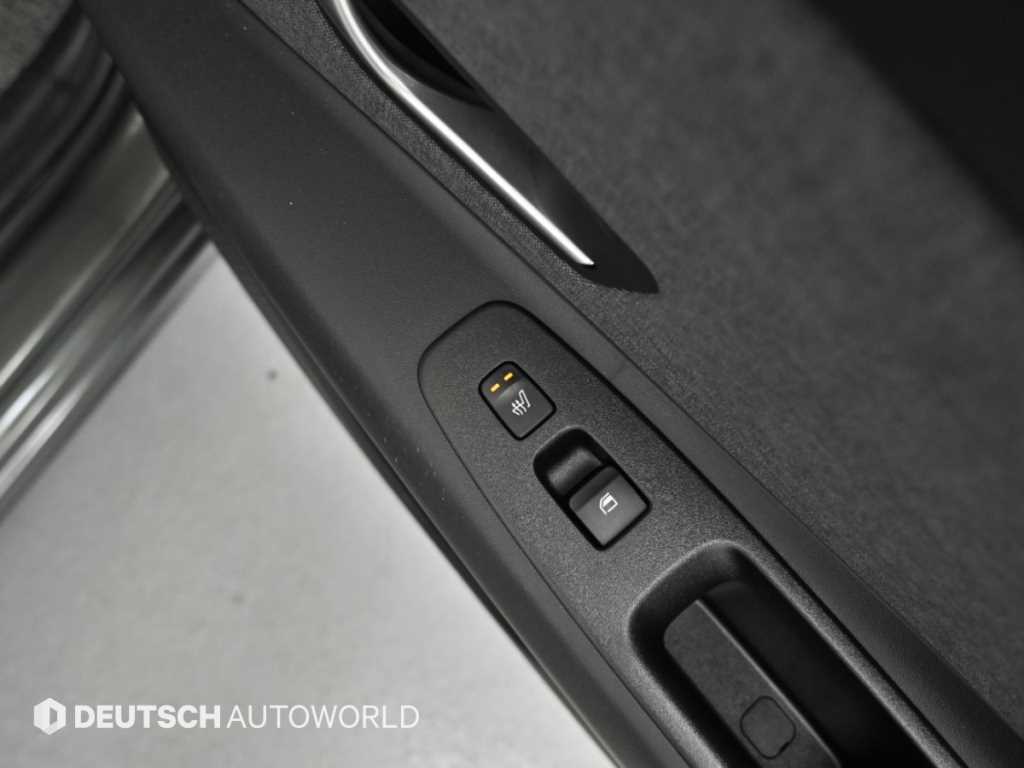 Hyundai Avante — photo 16