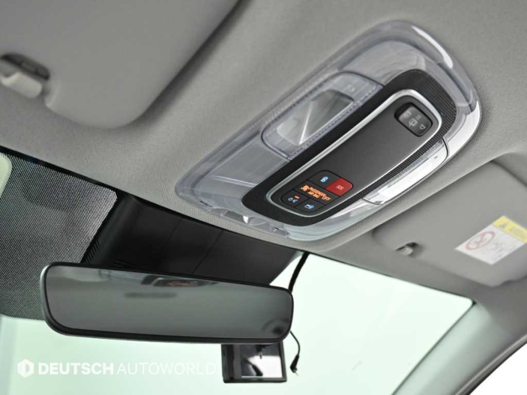 Hyundai Avante — photo 18