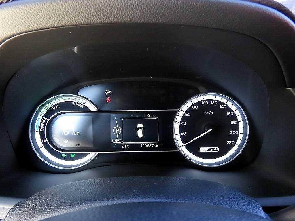 Kia Niro — photo 09