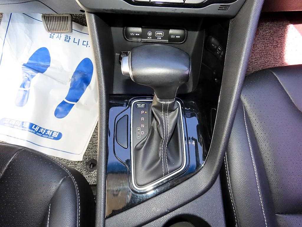Kia Niro — photo 10