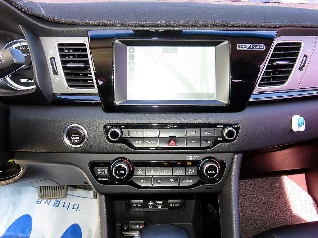 Kia Niro — photo 12