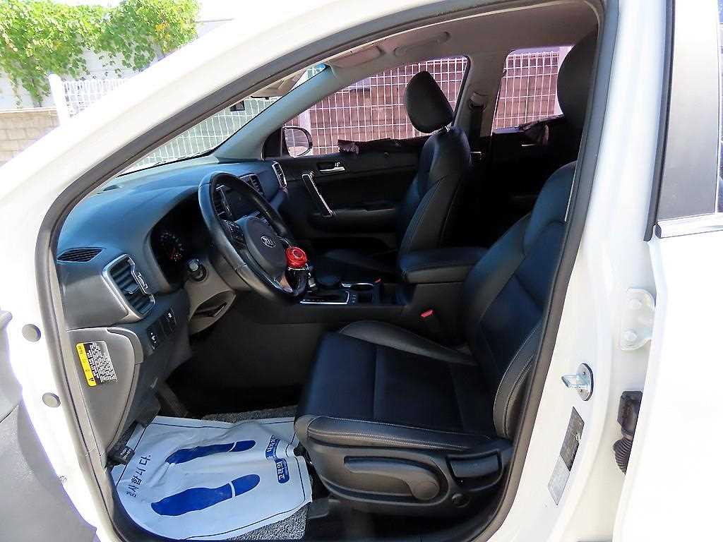 Kia Sportage — photo 05