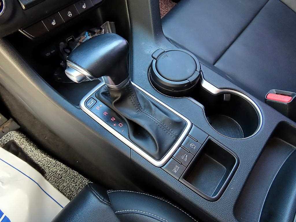 Kia Sportage — photo 10
