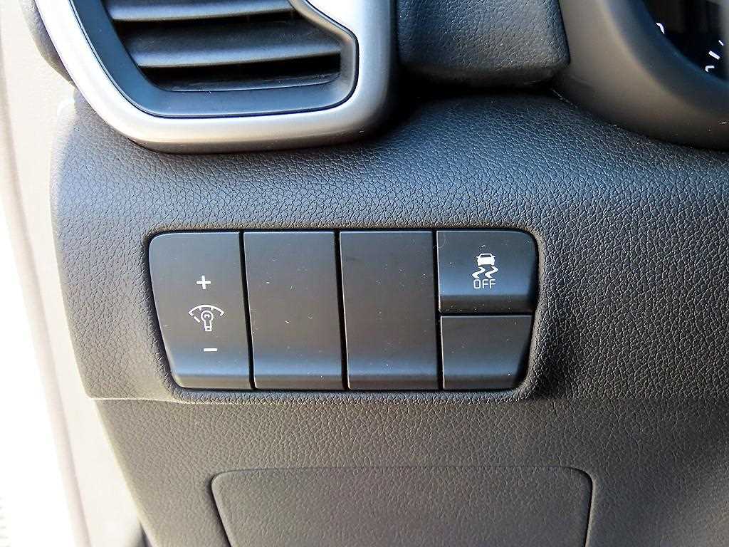Kia Sportage — photo 12
