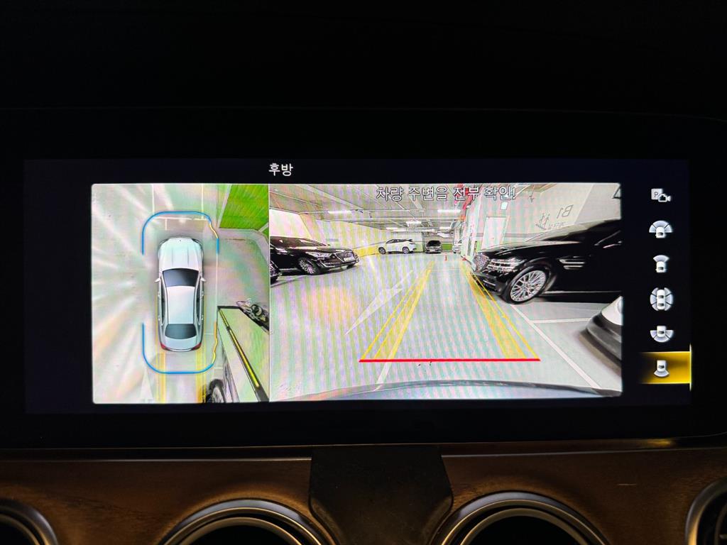 Mercedes-Benz E-Class — photo 13