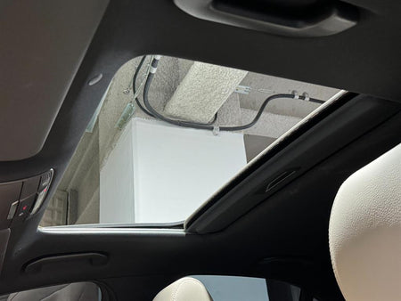 Mercedes-Benz E-Class — photo 18