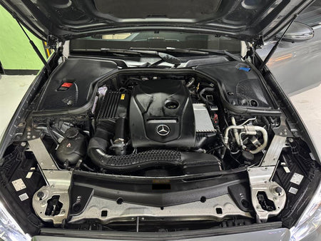 Mercedes-Benz E-Class — photo 20