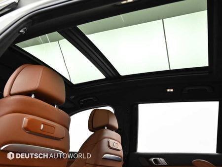 BMW X7 — photo 18